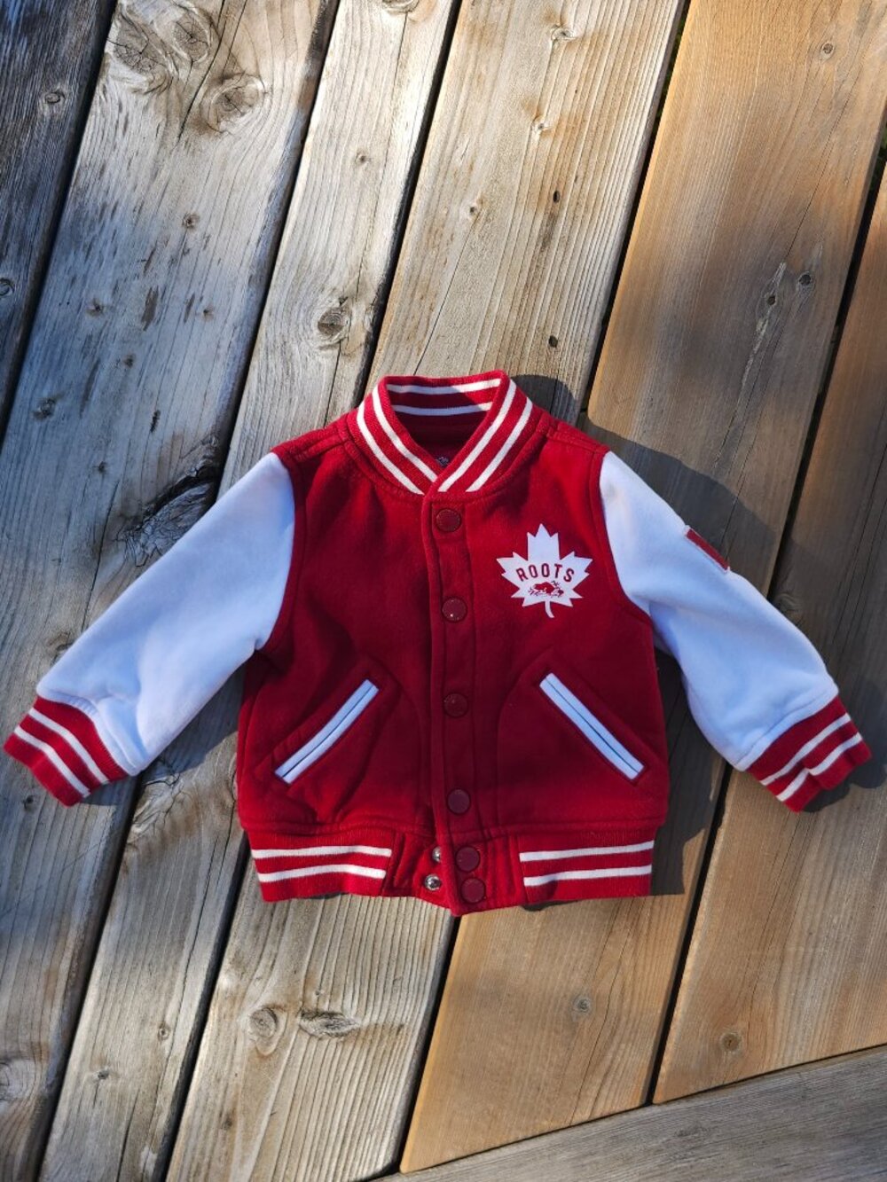ADORABLE ROOTS BABY Sweater Bomber Jacket 6-12 Months CANADA Red and White